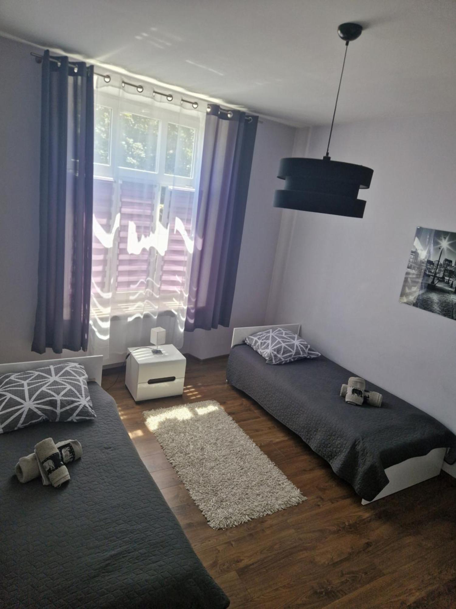 Apartament Azyl Apartman Przemyśl Kültér fotó